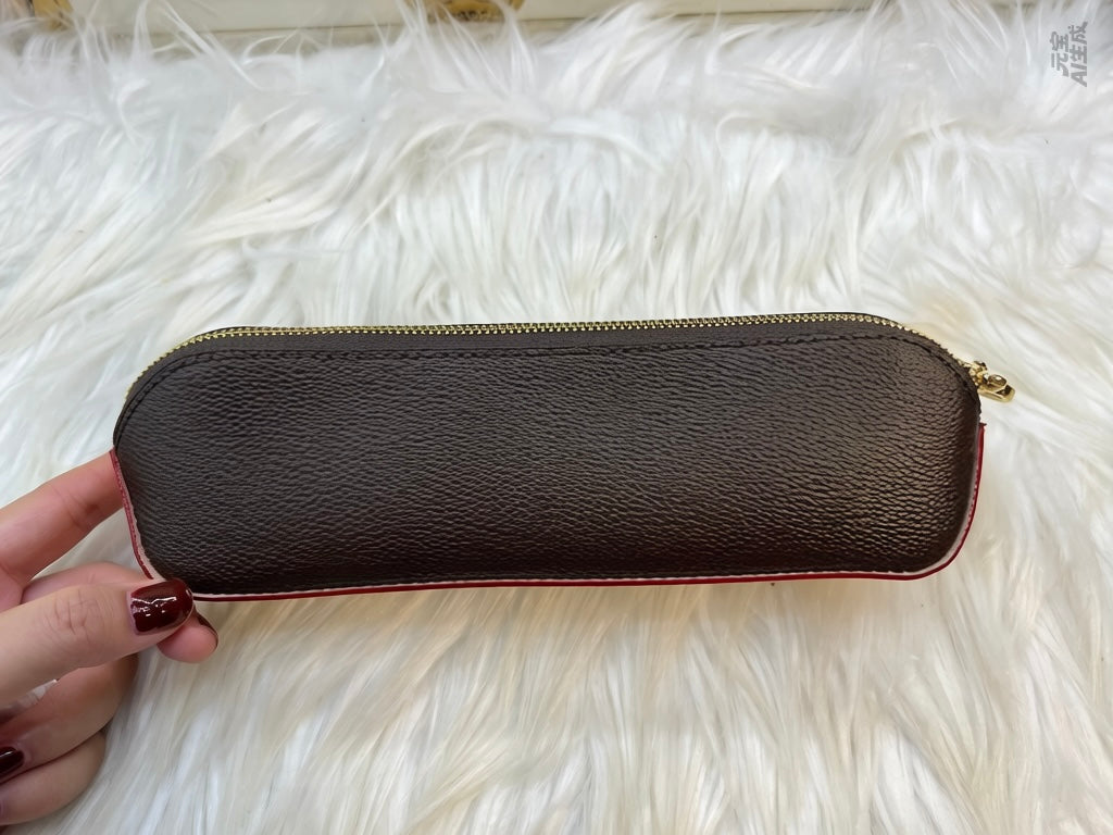 Small pouches and pencil cases