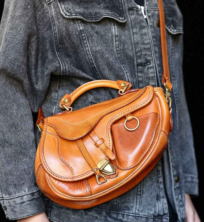 Leather saddle bag
