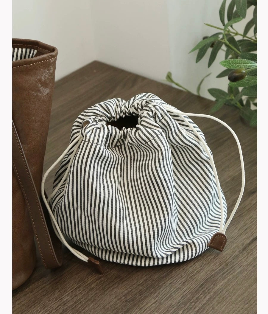 Matte leather bucket bag
