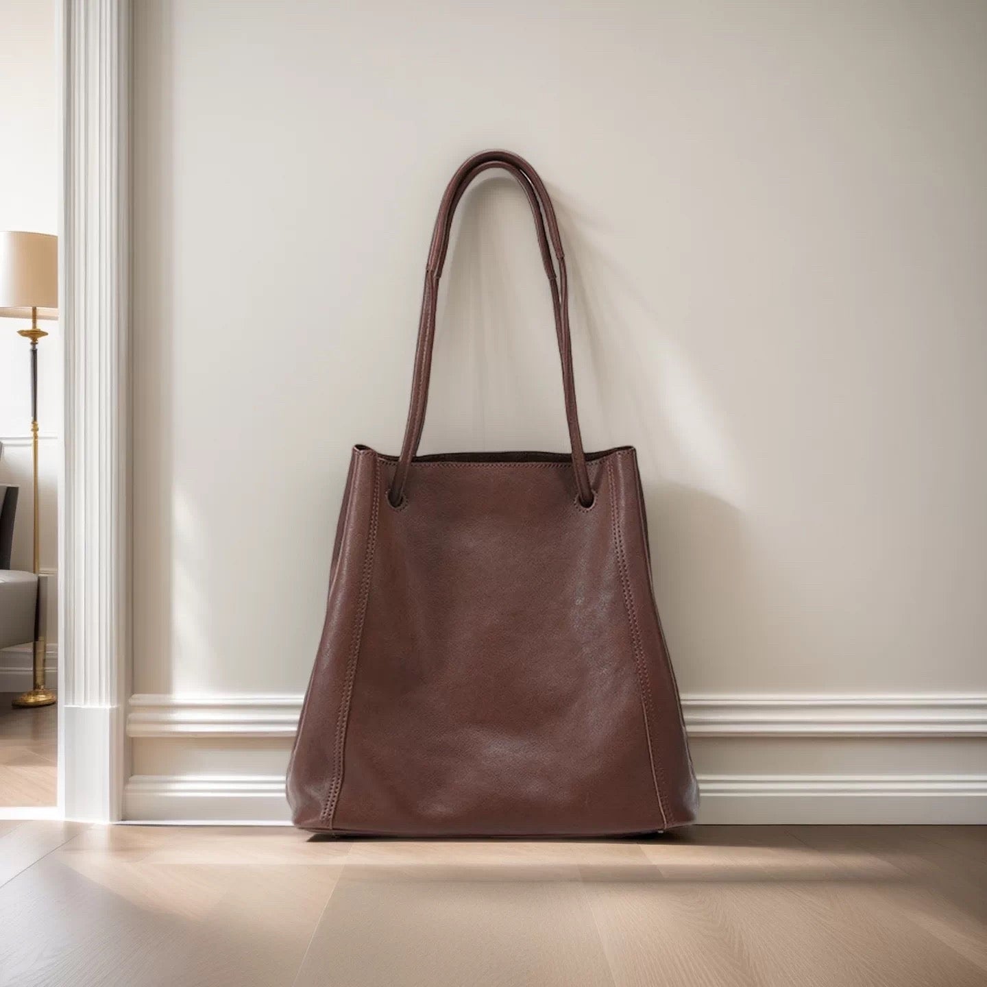 Leather shoulder bag