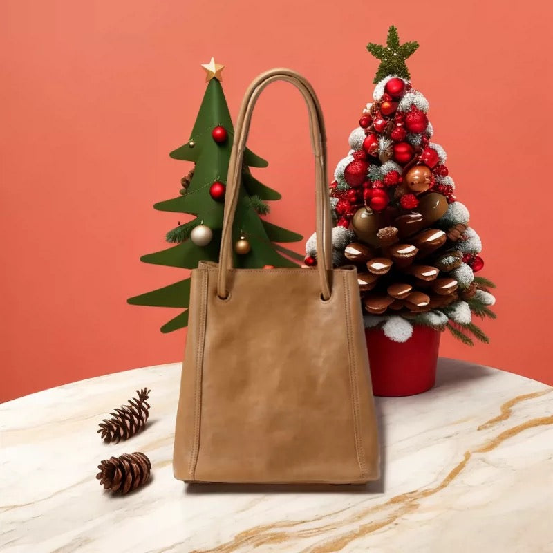 Leather shoulder bag