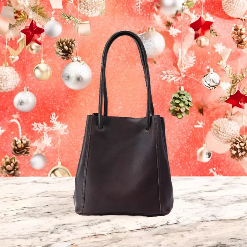 Leather shoulder bag