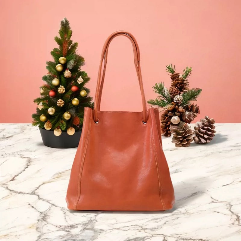 Leather shoulder bag